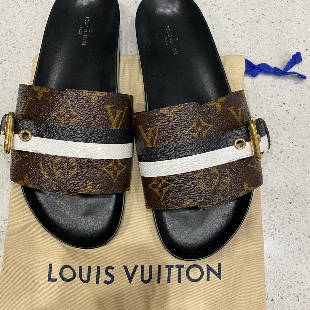 Sandals - Picture 4 of 5